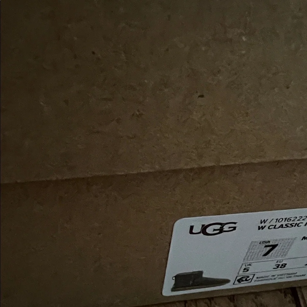 UGG® Women's Classic II Pull On Mini Boots